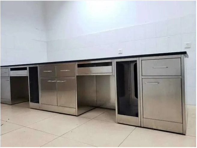 不銹鋼邊臺(tái)生產(chǎn)廠家